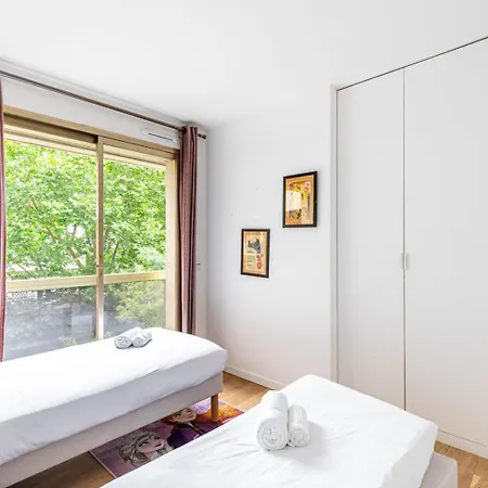 Guestready - Chic & Spacious Living In Madeleine Apartment Paris